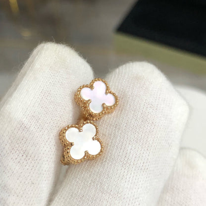 Miro クローバーミニゴールドイヤリング
