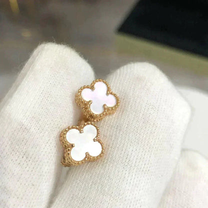 ミロ クローバーミニ 9.5MM ホワイトMOP イヤリング