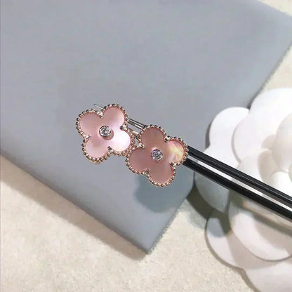 ミロ クローバー ミディアム 1 モチーフ ピンクMOP ダイヤモンド イヤリング