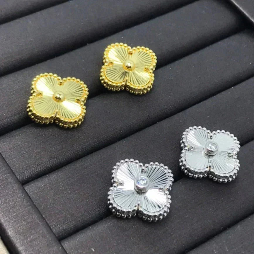 Miro クローバーミニ 9.5MM レーザーピアス