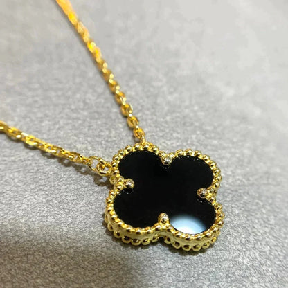 Miro CLOVER 15MM BLACK ONYX SINGLE FLOWER NECKLACE
