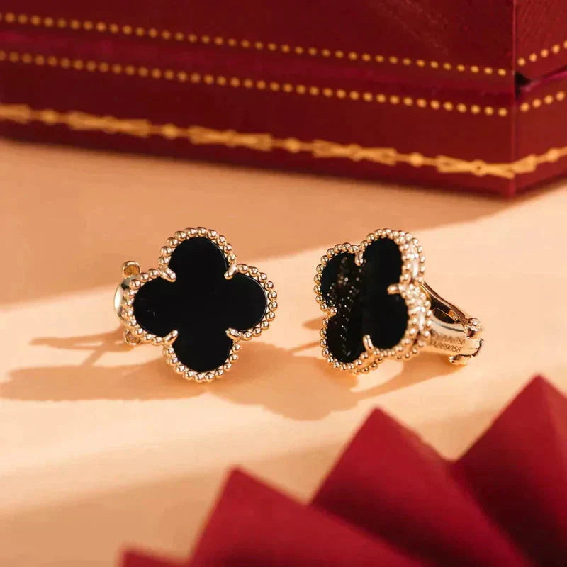 ミロ クローバー ミディアム 1モチーフ オニキス スタッド ピアス