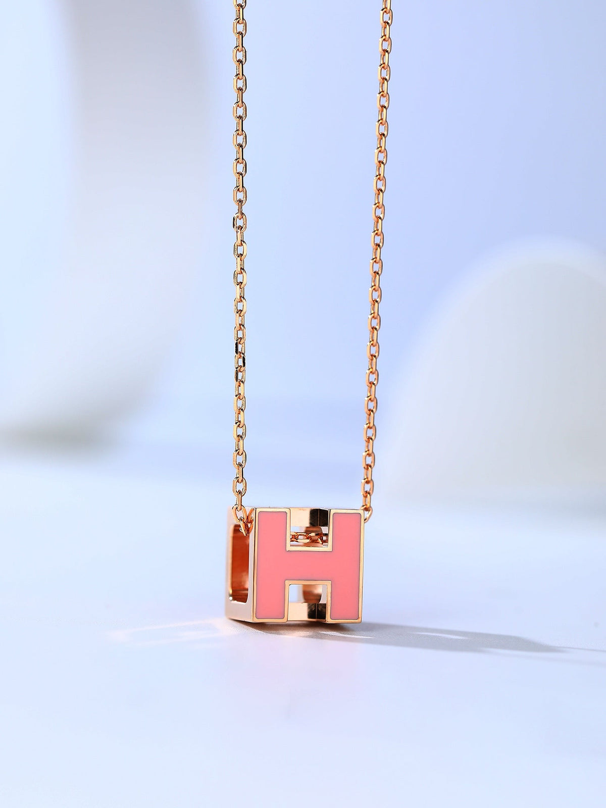 Miro H CAGE ピンクゴールドネックレス