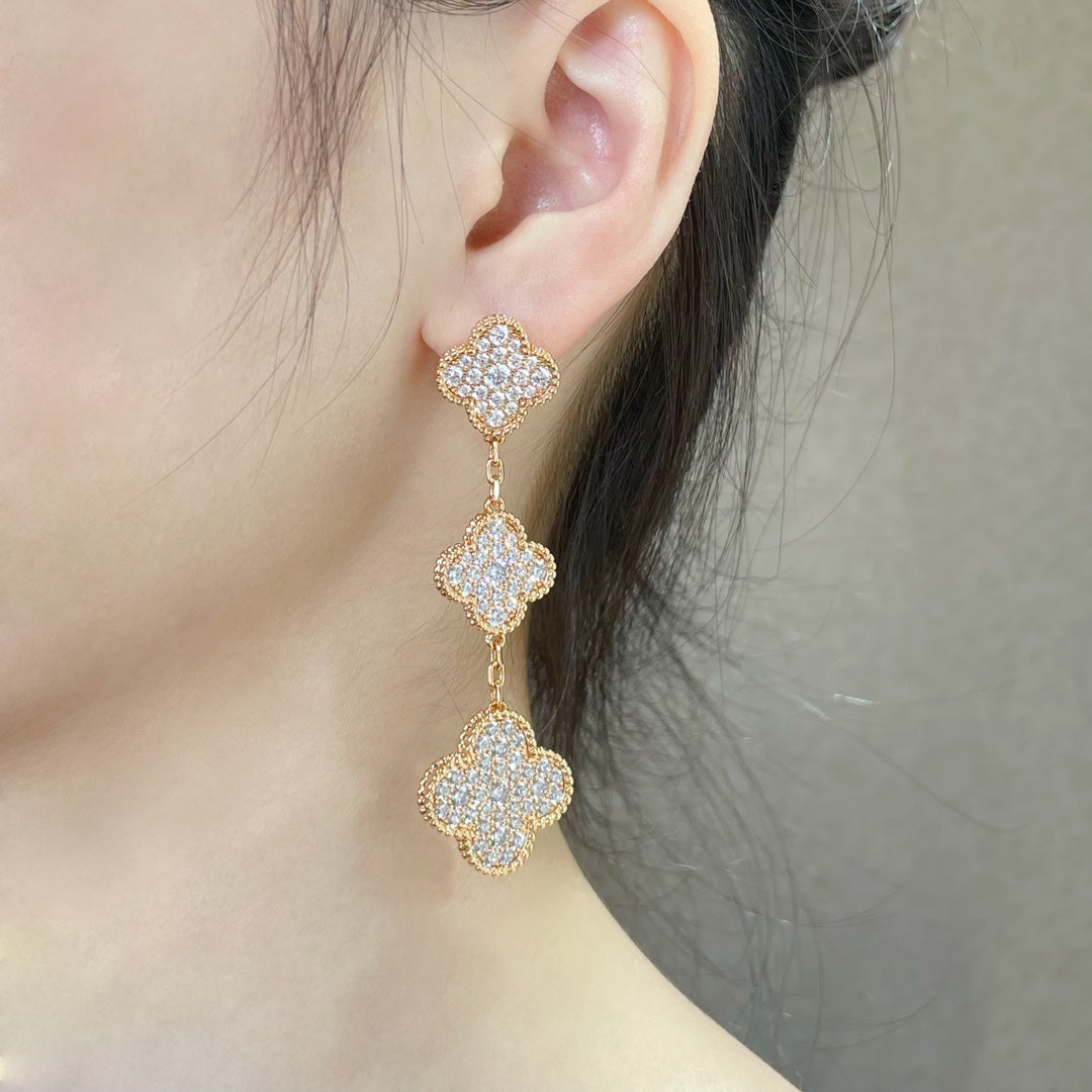 Miro CLOVER 3モチーフ ダイヤモンド パヴェ ローズゴールド ピアス