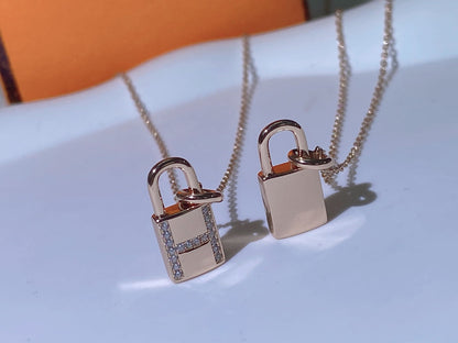 ミロ HM アドバンスド ニッチロック ヘッド ネックレス ダイヤモンド