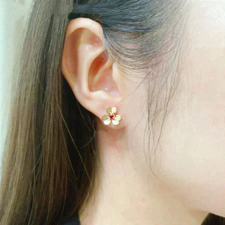 Miro FRIVOLE フラワーピンクイヤリング