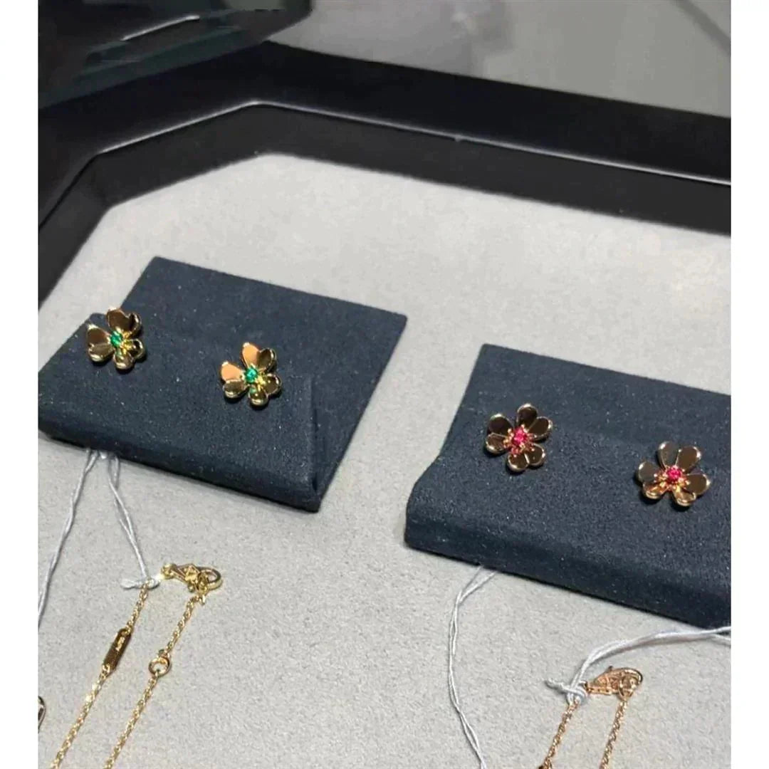 Miro FRIVOLE フラワーピンクイヤリング